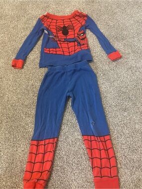 ‼️Mix and Match 3 items for $5‼️ 
Marvel Spider-Man Blue and Red 5T pajamas